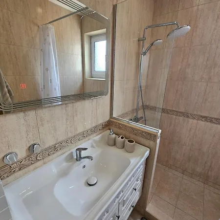 Opera - Classy - Center Of Town - 2 Bedroom *