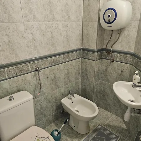 Opera - Classy - Center Of Town - 2 Bedroom Apartment *